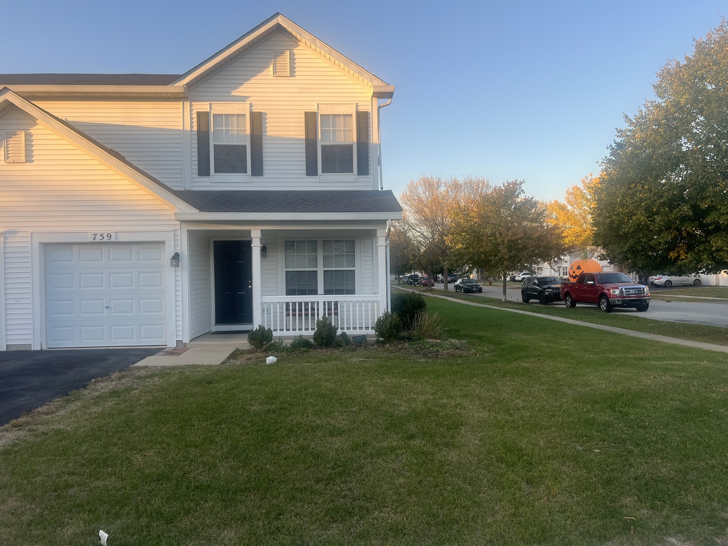 759 S Shannon Drive, Romeoville, IL 60446