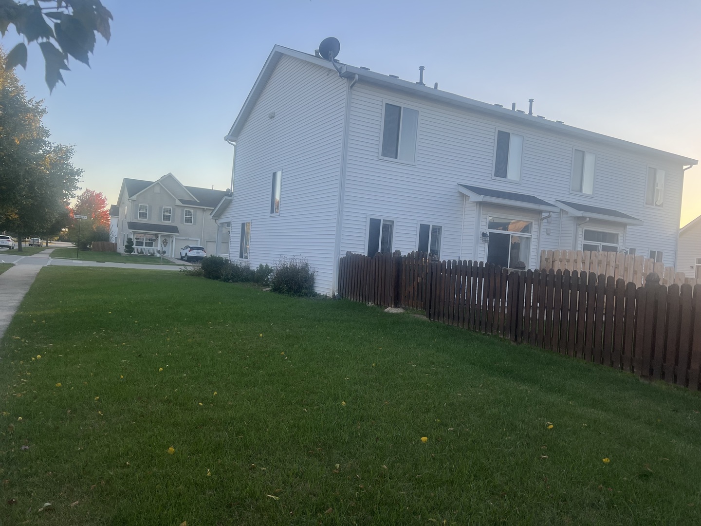 759 S Shannon Drive, Romeoville, IL 60446