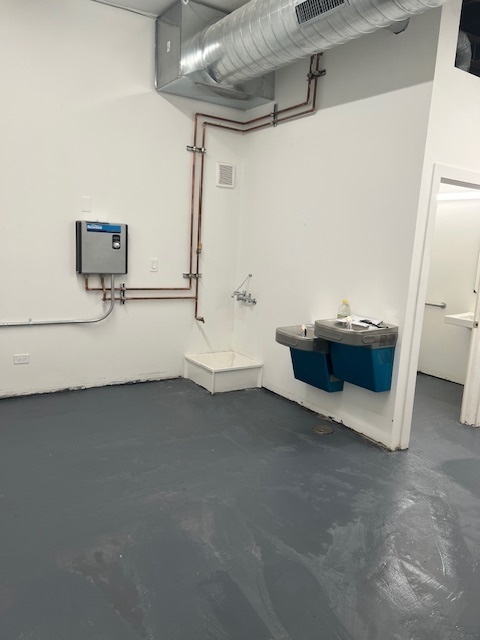 3810 W North Avenue, Chicago, IL 60647