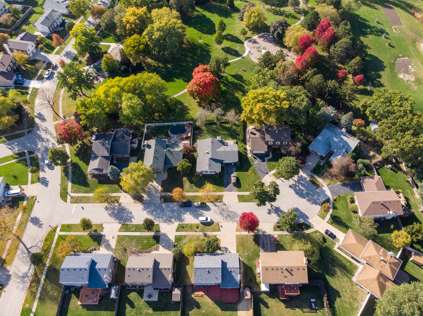 725 BISMARK Court, Elk Grove Village, IL 60007