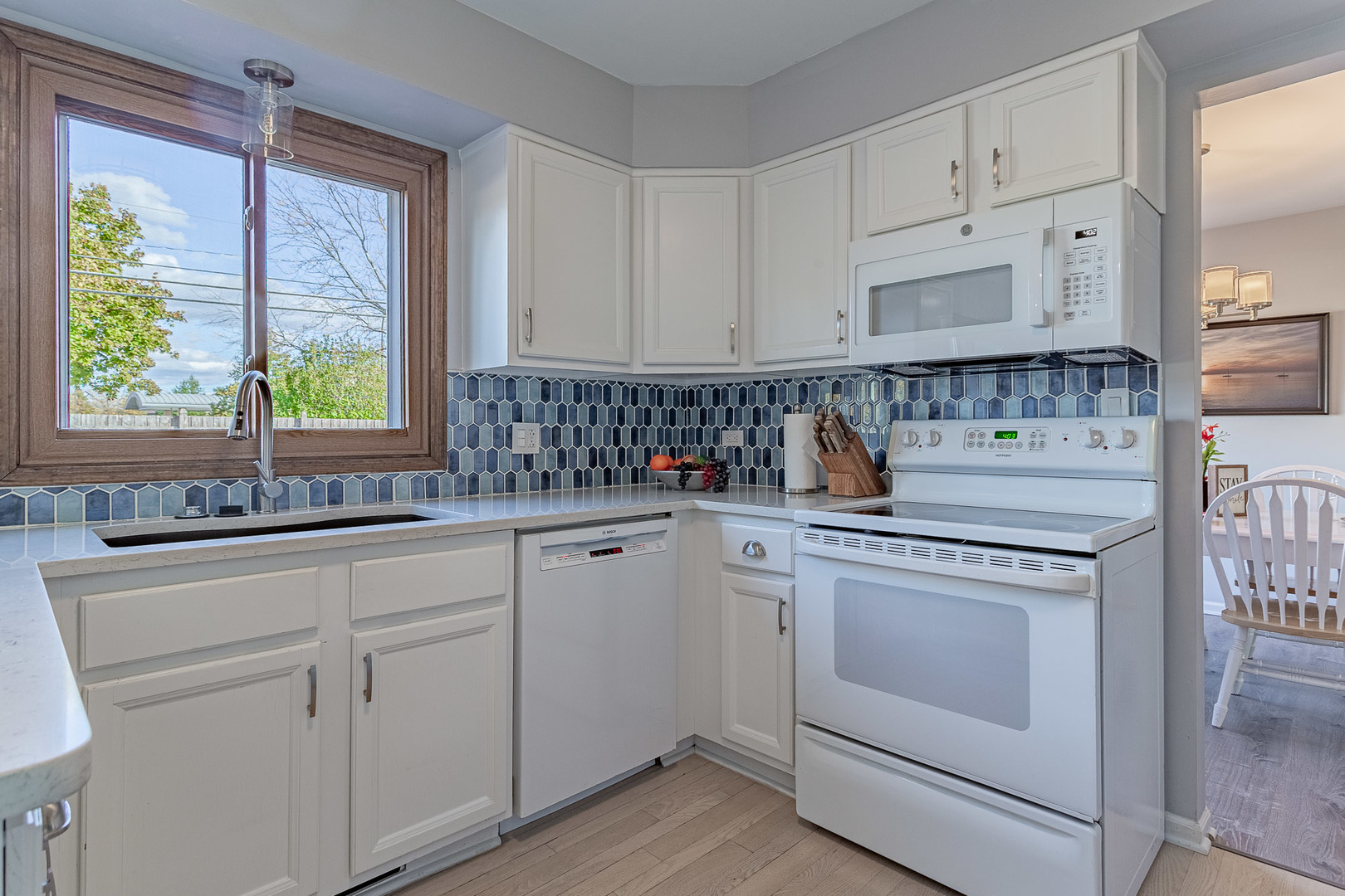 725 BISMARK Court, Elk Grove Village, IL 60007