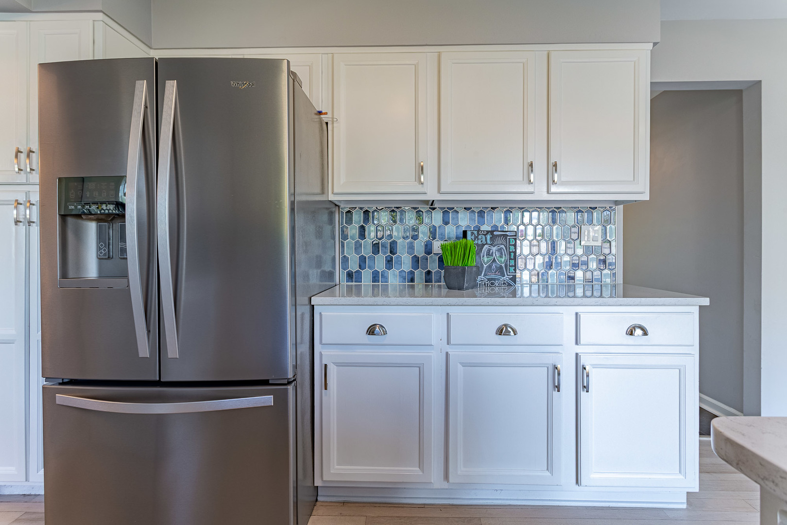 725 BISMARK Court, Elk Grove Village, IL 60007