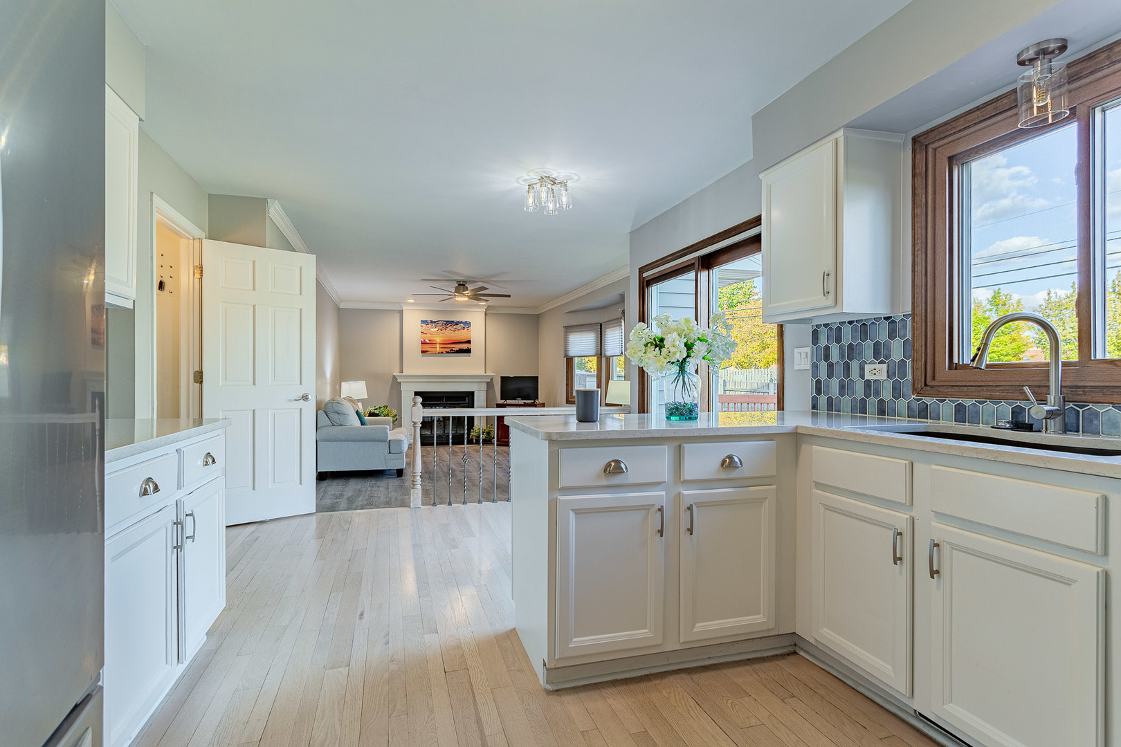725 BISMARK Court, Elk Grove Village, IL 60007