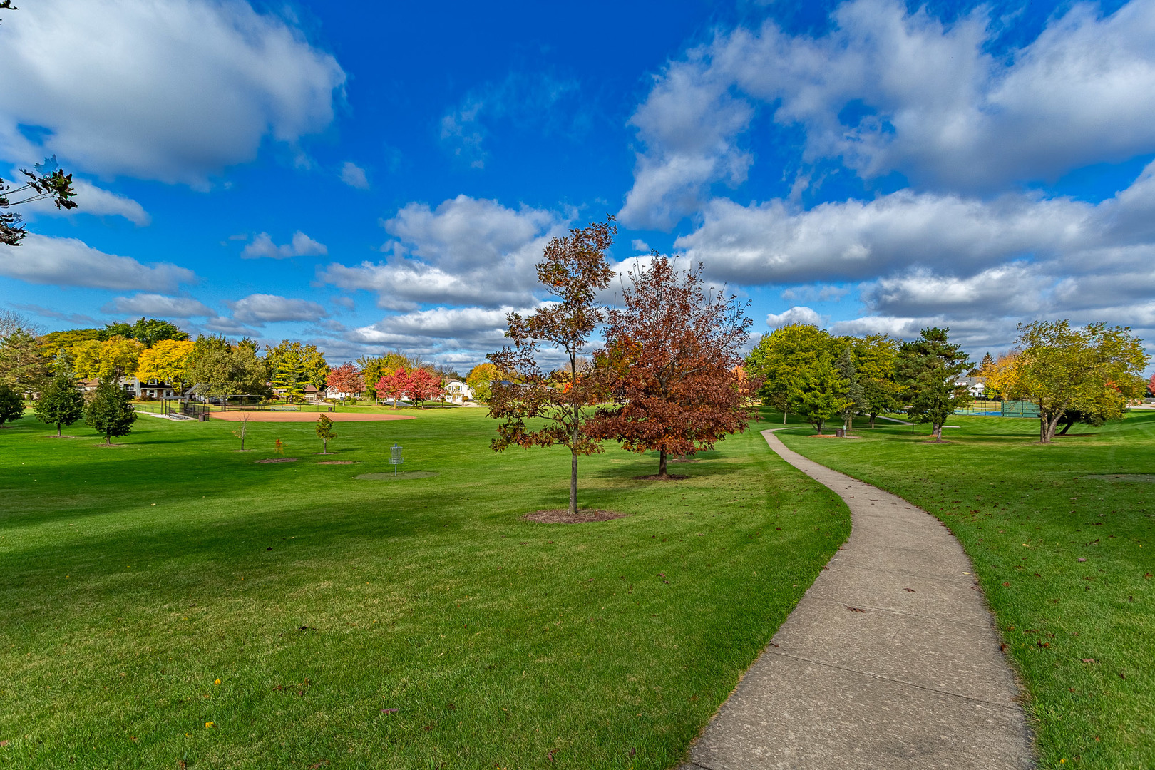 725 BISMARK Court, Elk Grove Village, IL 60007