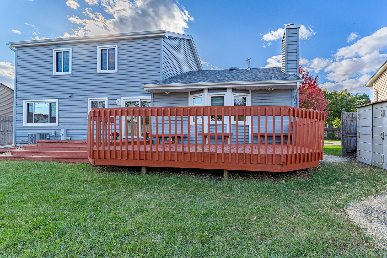 725 BISMARK Court, Elk Grove Village, IL 60007