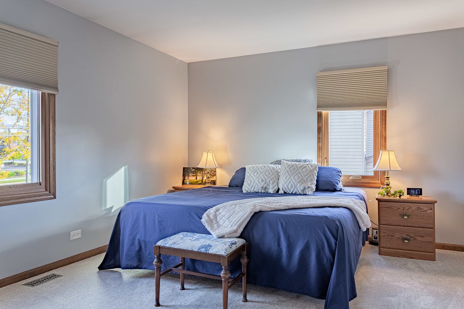 725 BISMARK Court, Elk Grove Village, IL 60007