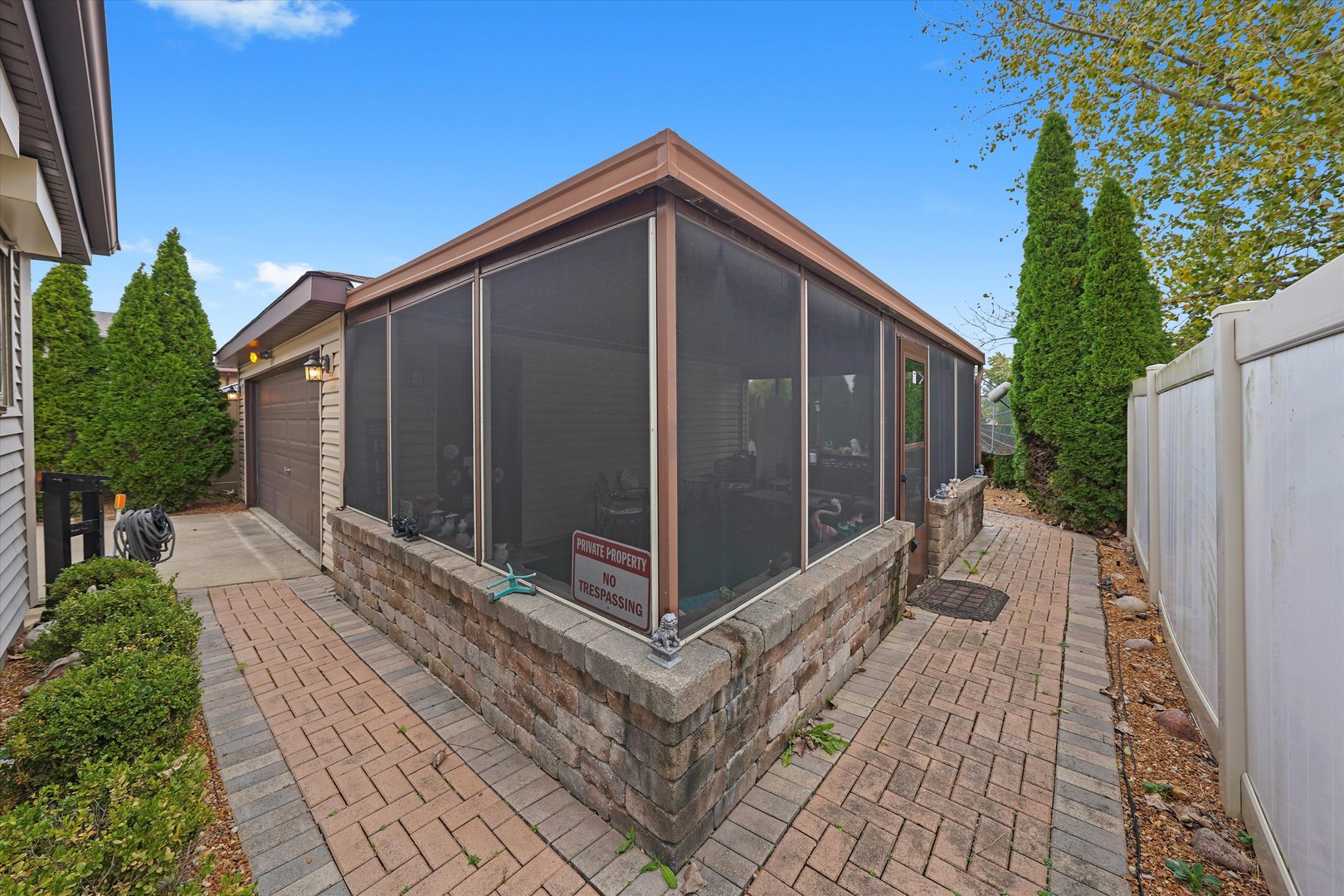18057 Juneway Court, Country Club Hills, IL 60478