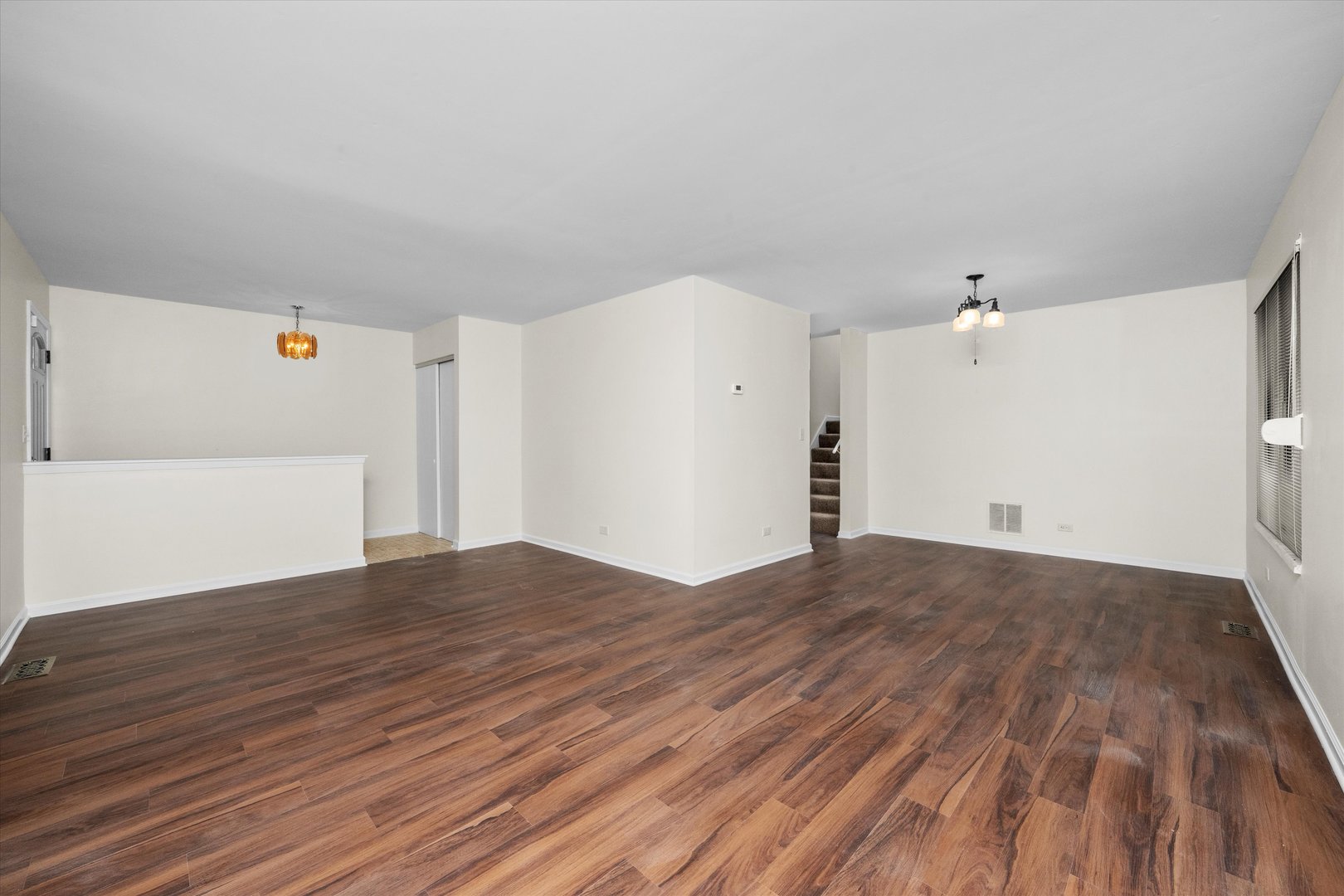 18057 Juneway Court, Country Club Hills, IL 60478