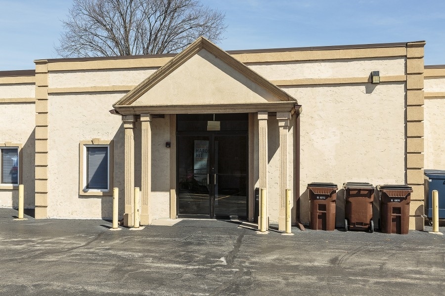 18220 Harwood Avenue, Homewood, IL 60430