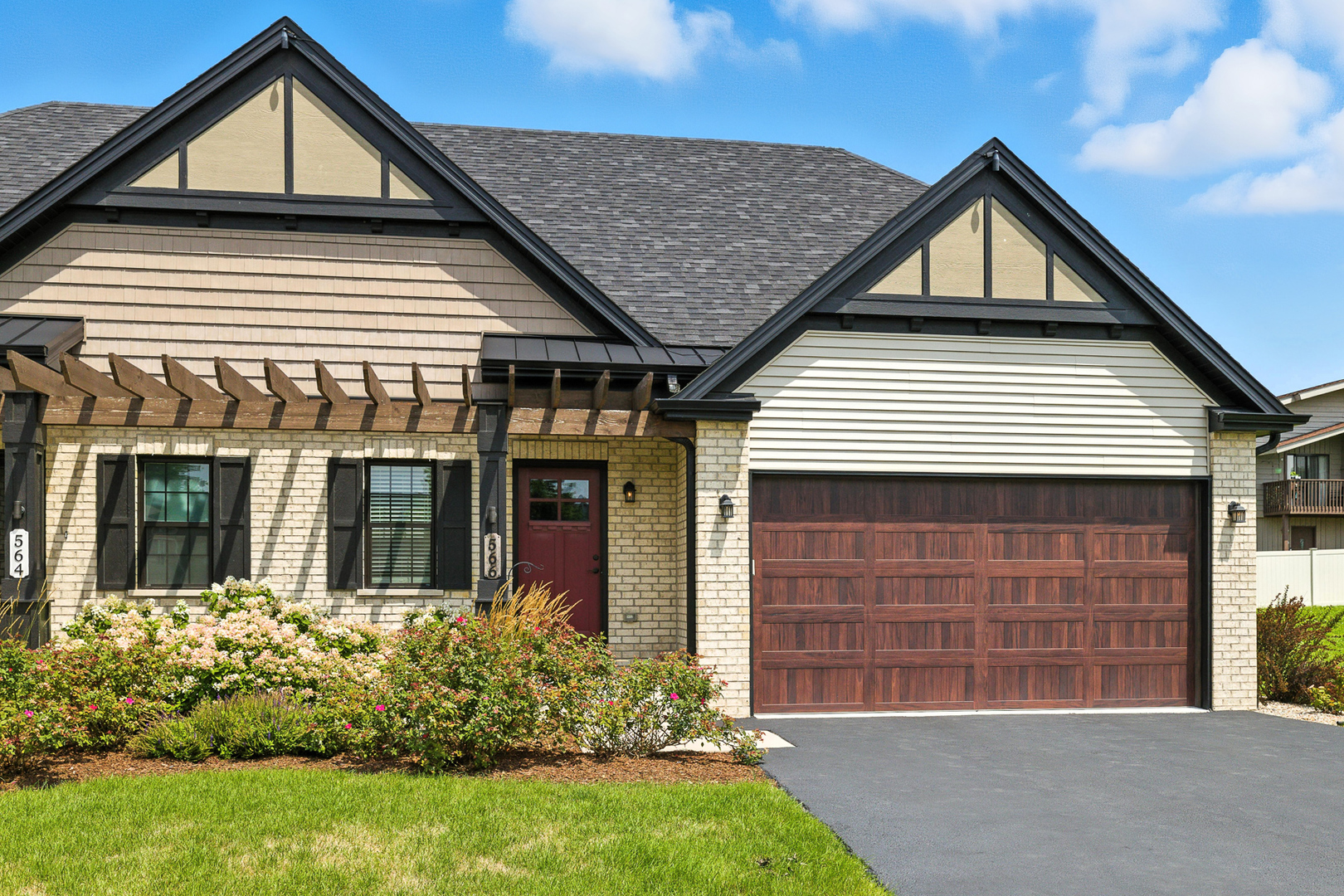 566 Mihelich Lane, Lockport, IL 60441