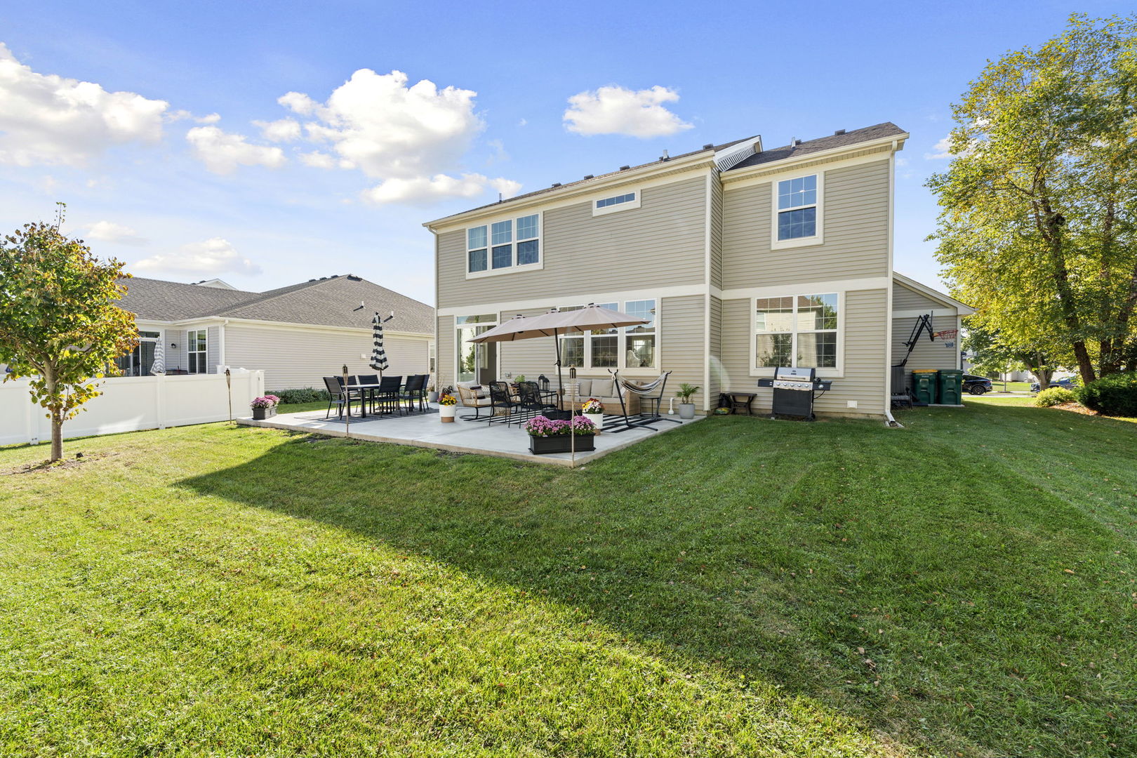 25220 W Zoumar Drive, Plainfield, IL 60586