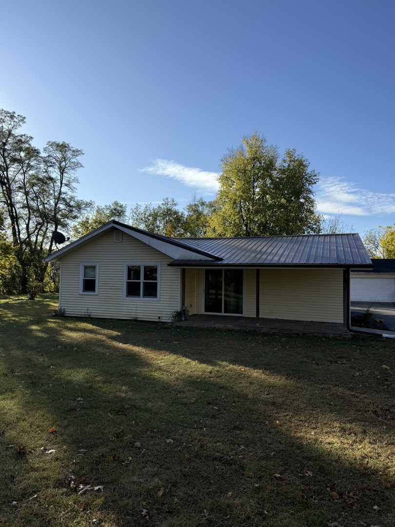 12805 Ventura Boulevard, Machesney Park, IL 61115