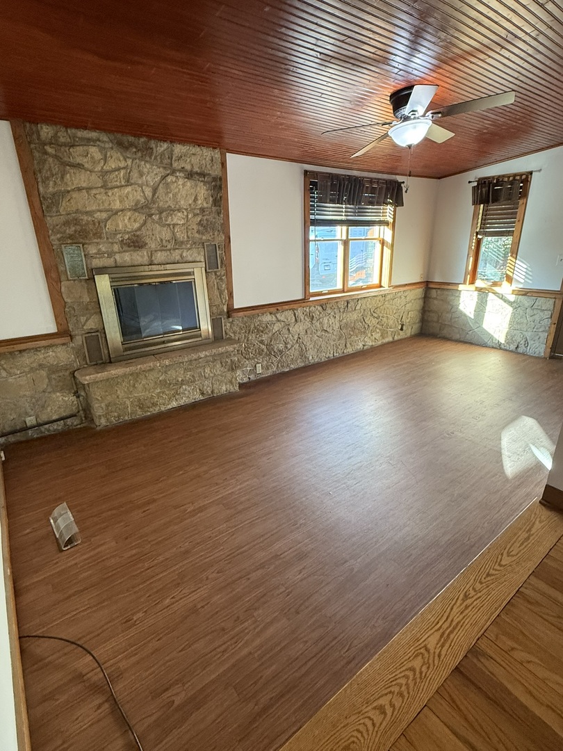 12805 Ventura Boulevard, Machesney Park, IL 61115