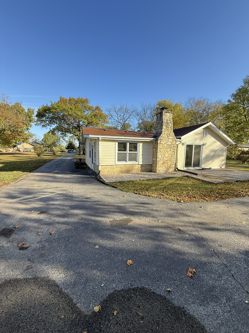 12805 Ventura Boulevard, Machesney Park, IL 61115