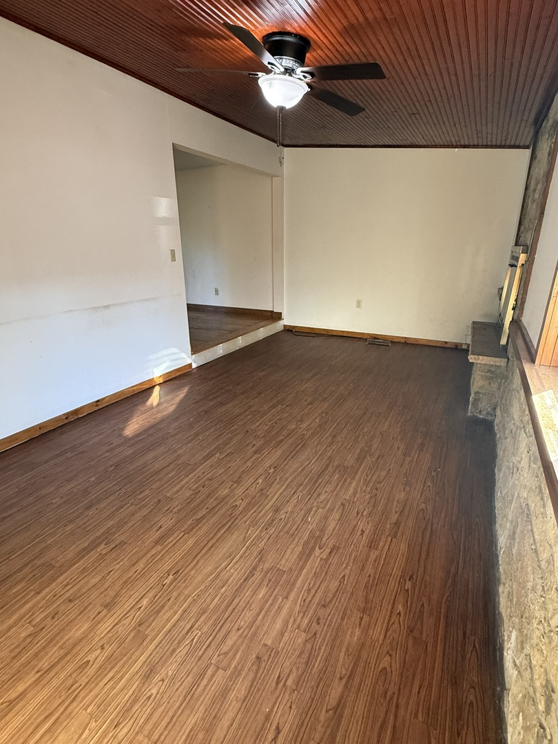 12805 Ventura Boulevard, Machesney Park, IL 61115