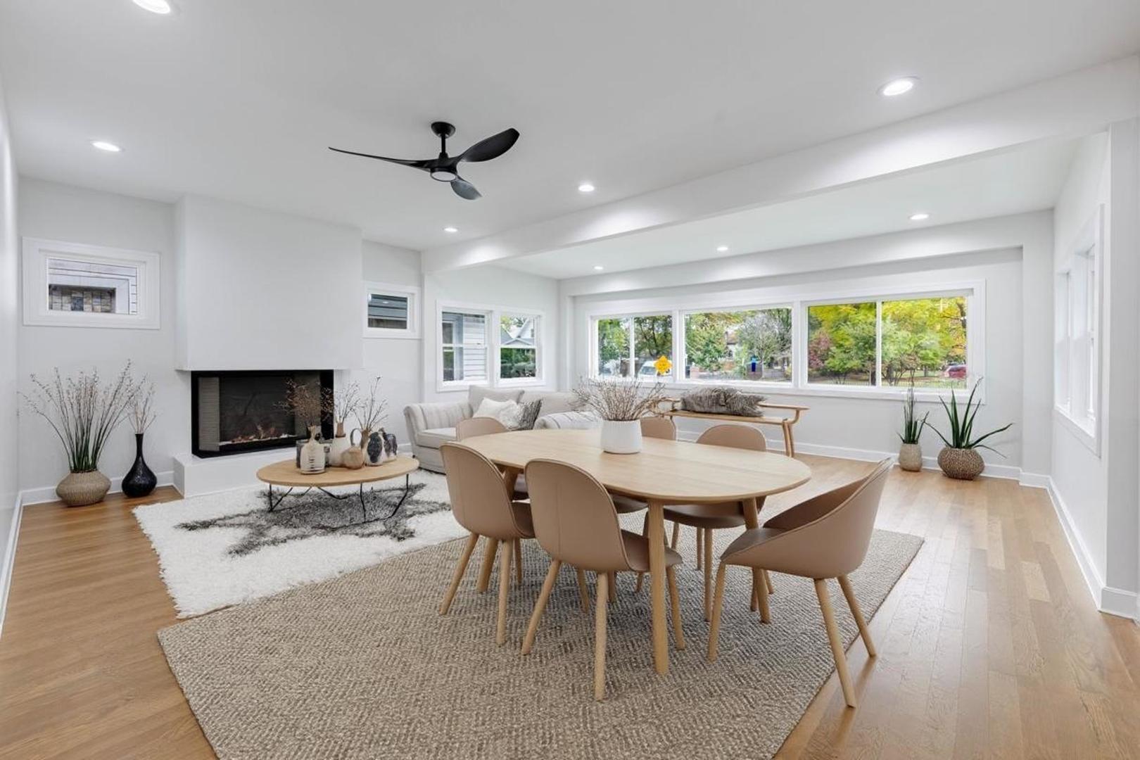 1054 N Latrobe Avenue, Chicago, IL 60651