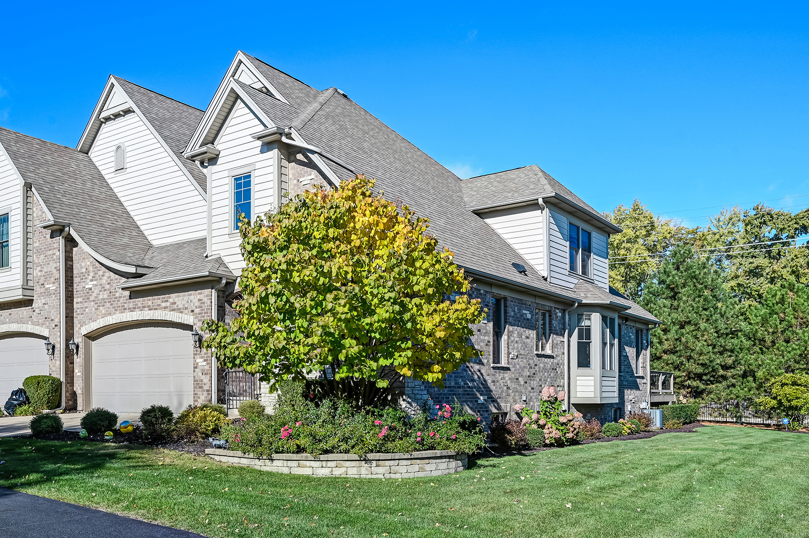 3 Westmoreland Lane, Naperville, IL 60540