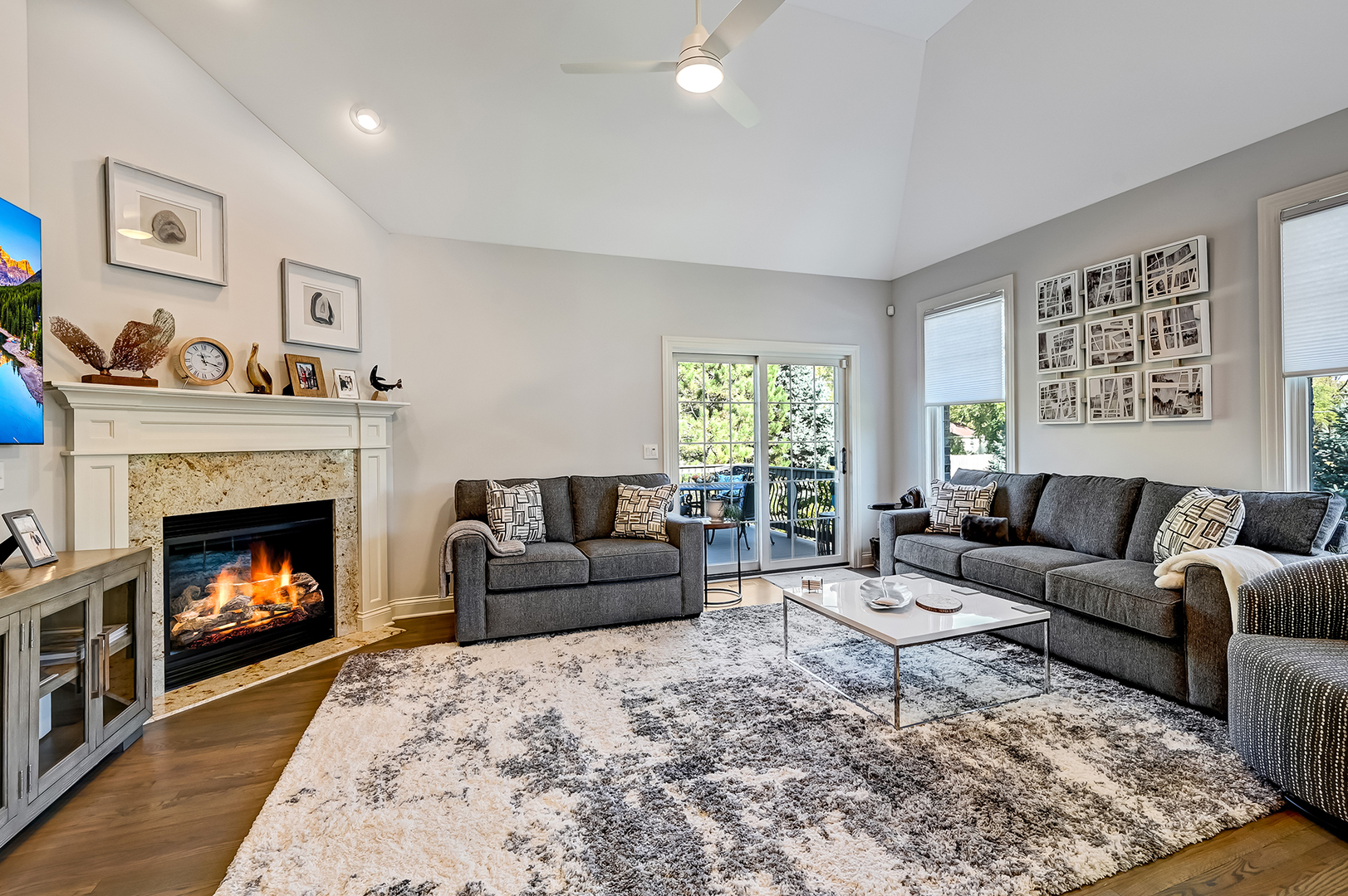 3 Westmoreland Lane, Naperville, IL 60540