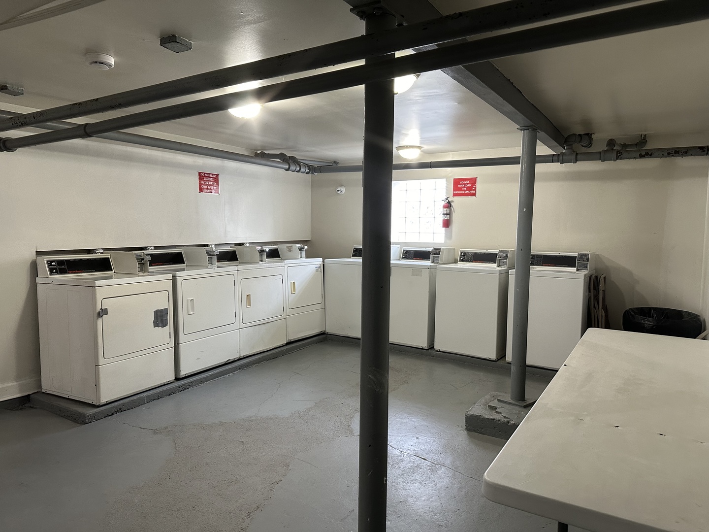 4054 W Dickens Avenue #1B, Chicago, IL 60639