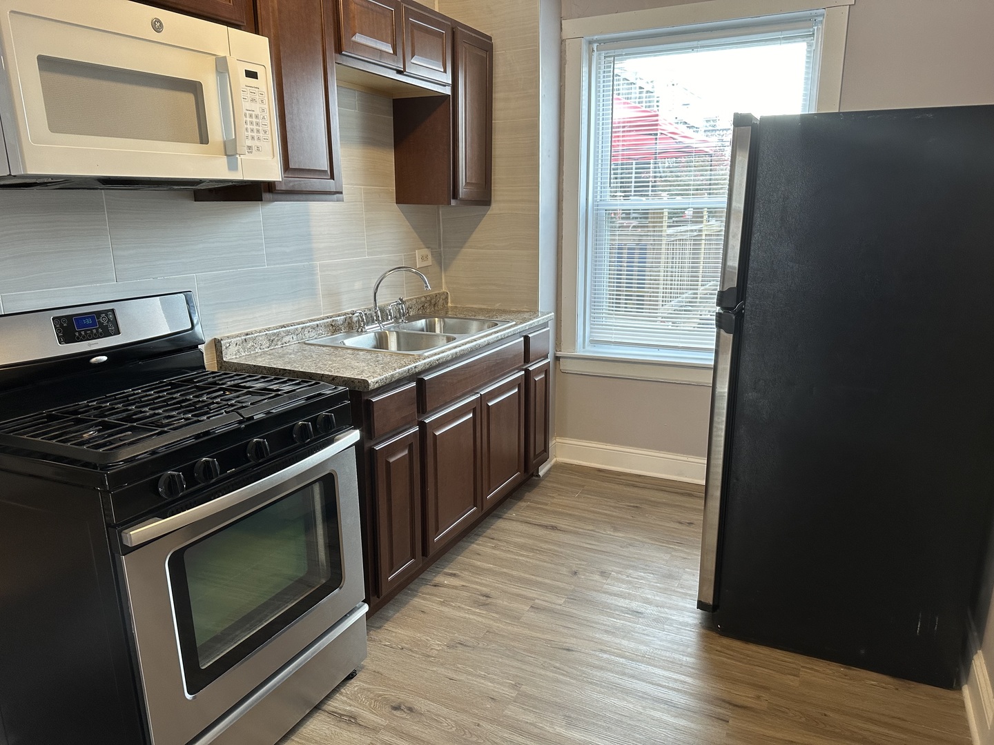 4054 W Dickens Avenue #1B, Chicago, IL 60639