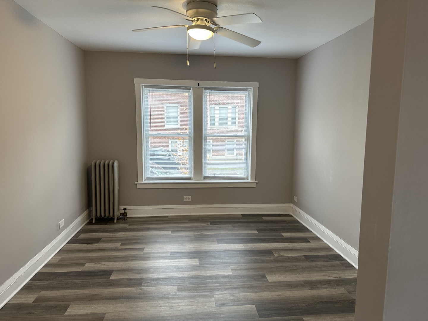 4054 W Dickens Avenue #1B, Chicago, IL 60639