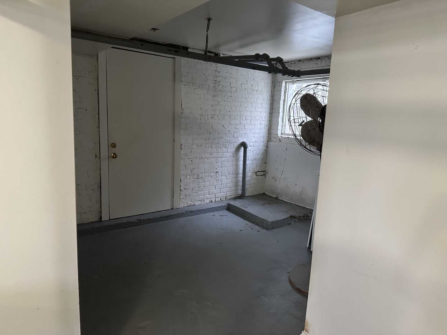 4054 W Dickens Avenue #1B, Chicago, IL 60639