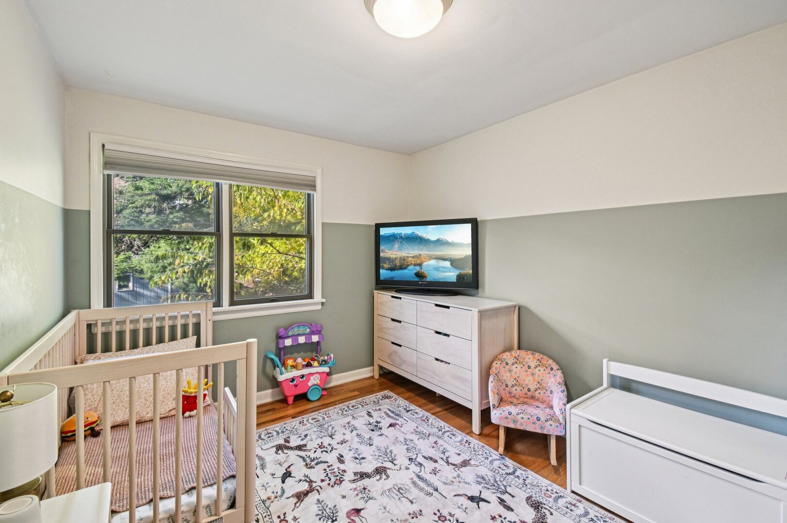 694 S York Street, Elmhurst, IL 60126