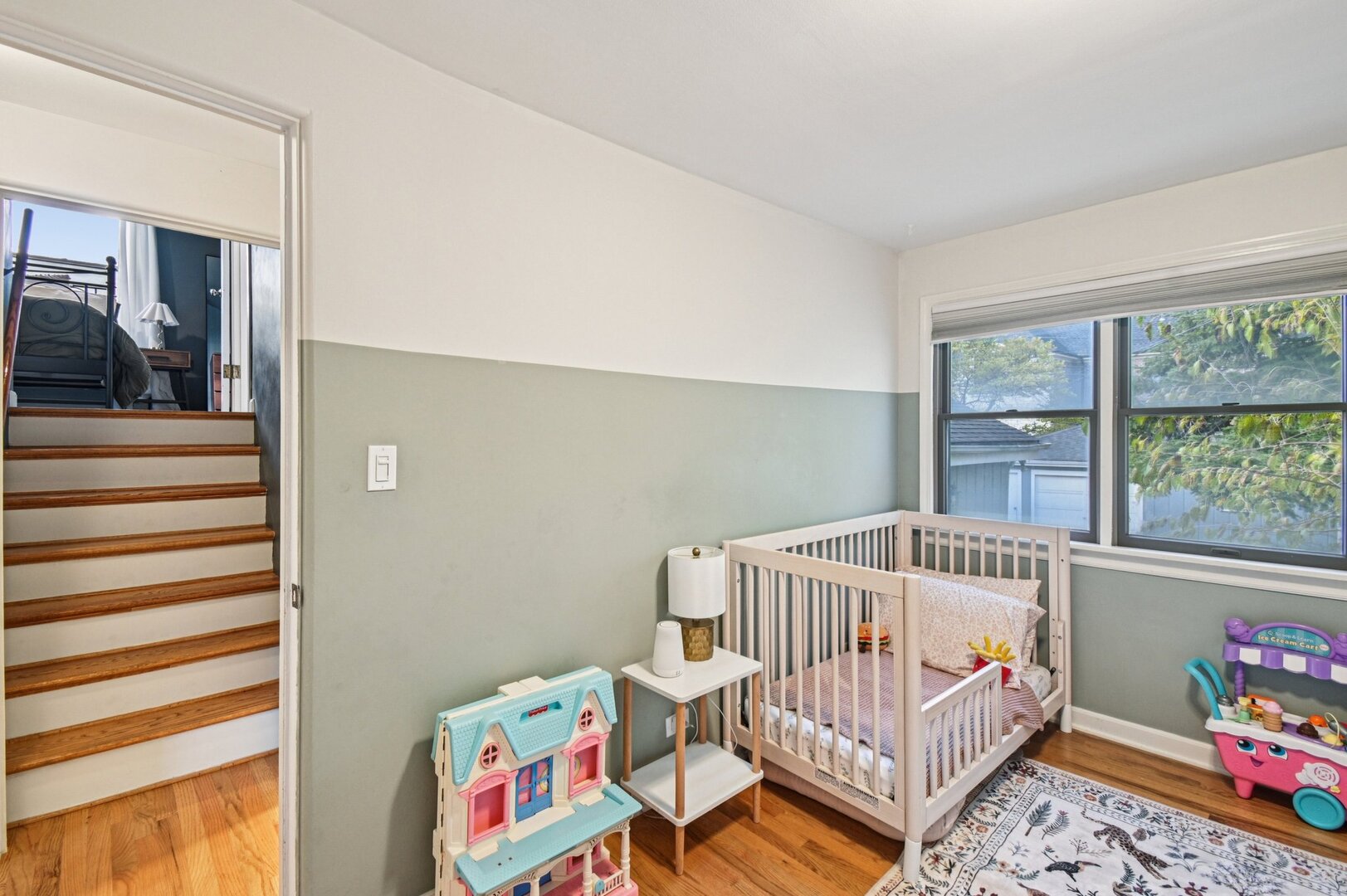 694 S York Street, Elmhurst, IL 60126