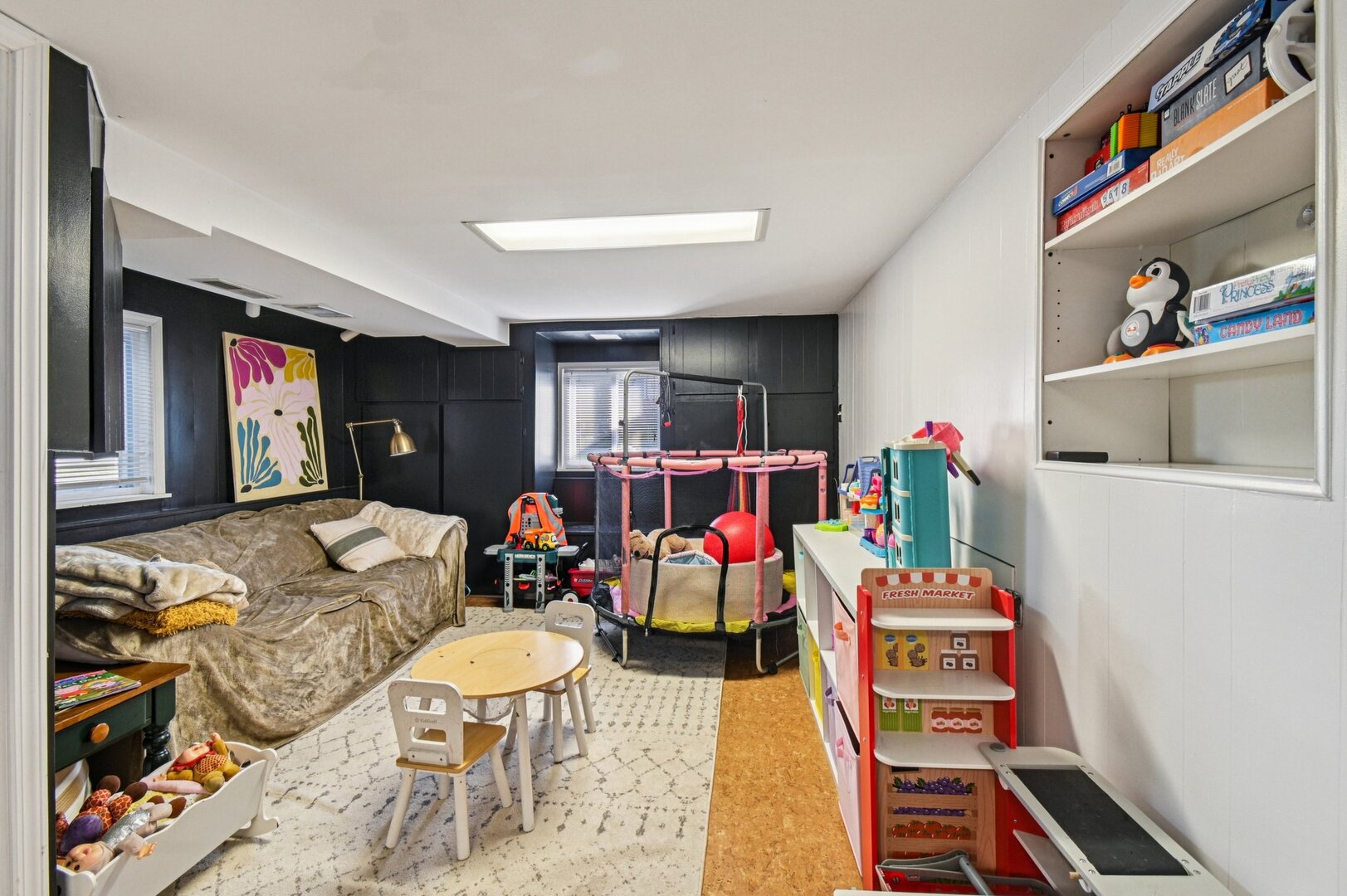 694 S York Street, Elmhurst, IL 60126