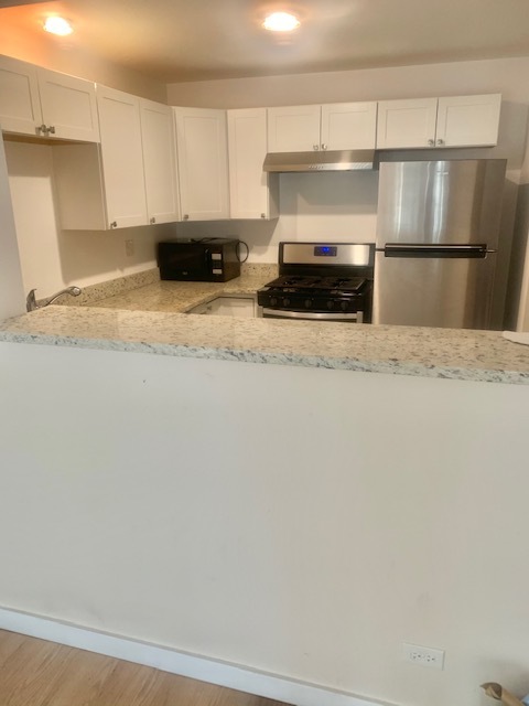 5201 Carriageway Drive #103, Rolling Meadows, IL 60008