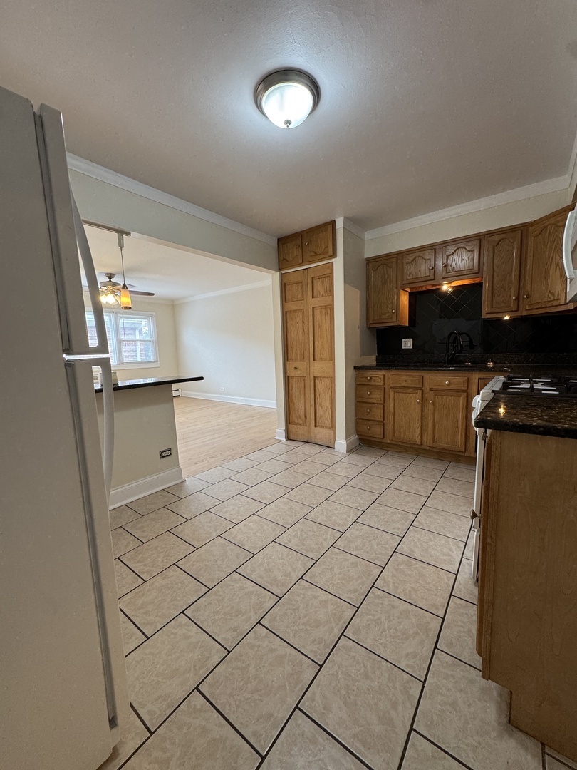 10105 Hartford Court #2A, Schiller Park, IL 60176