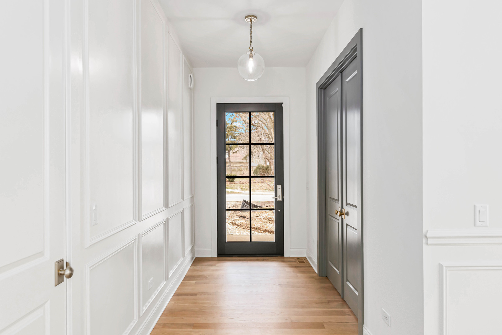 1310 N Eagle Street, Naperville, IL 60563