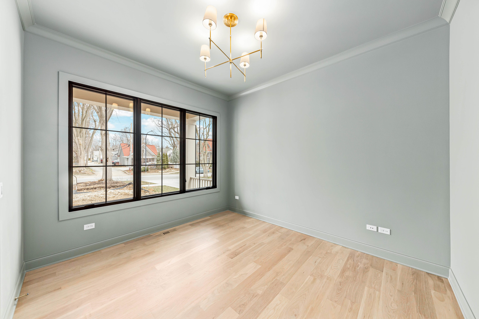 1310 N Eagle Street, Naperville, IL 60563