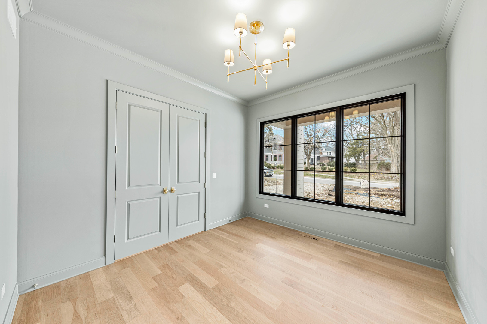 1310 N Eagle Street, Naperville, IL 60563