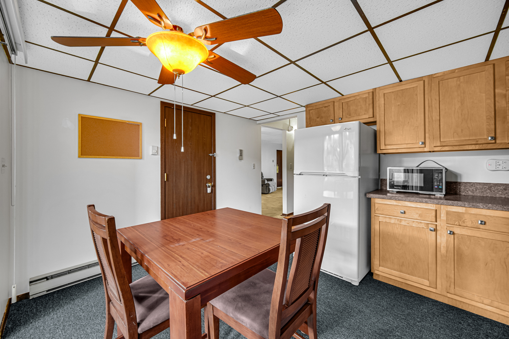 342 Klein Creek Court #342A, Carol Stream, IL 60188