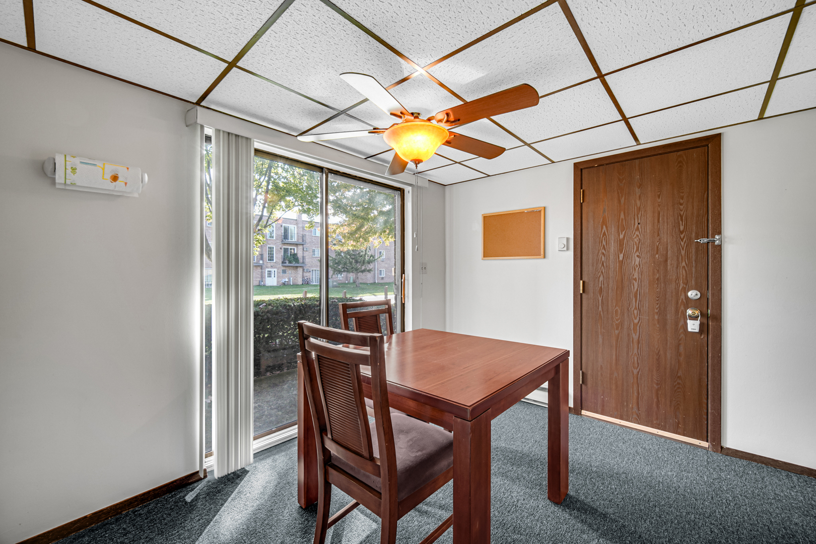342 Klein Creek Court #342A, Carol Stream, IL 60188