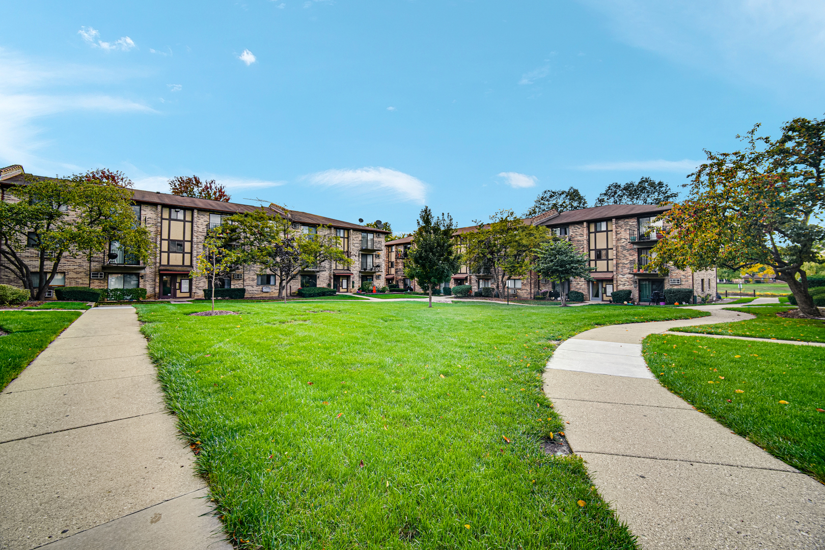 342 Klein Creek Court #342A, Carol Stream, IL 60188