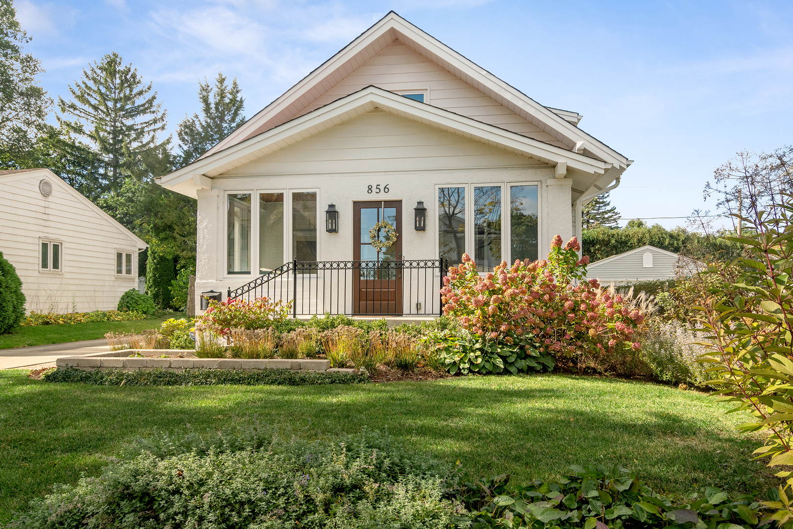 856 Oakwood Avenue, Lake Forest, IL 60045