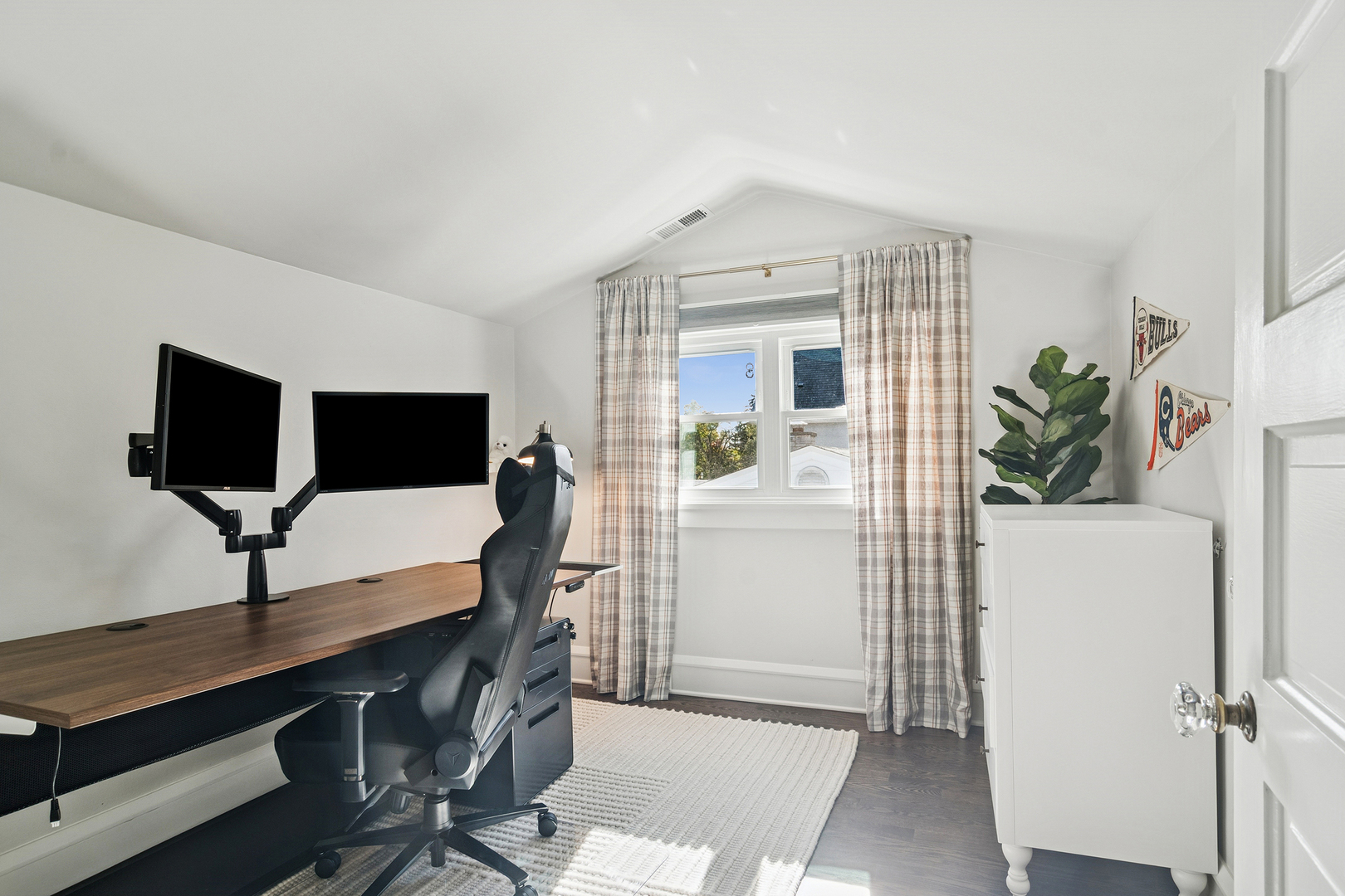 856 Oakwood Avenue, Lake Forest, IL 60045