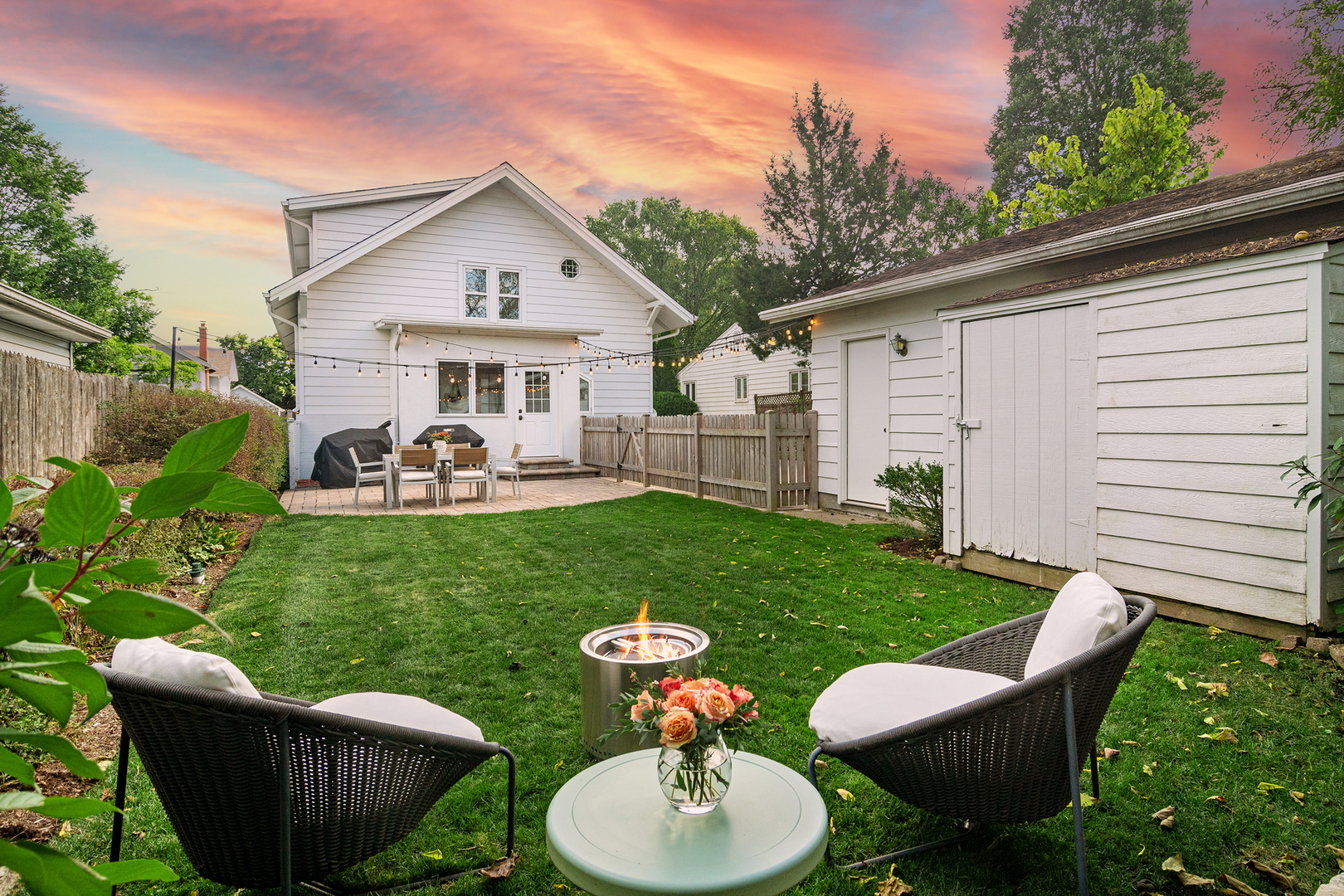 856 Oakwood Avenue, Lake Forest, IL 60045