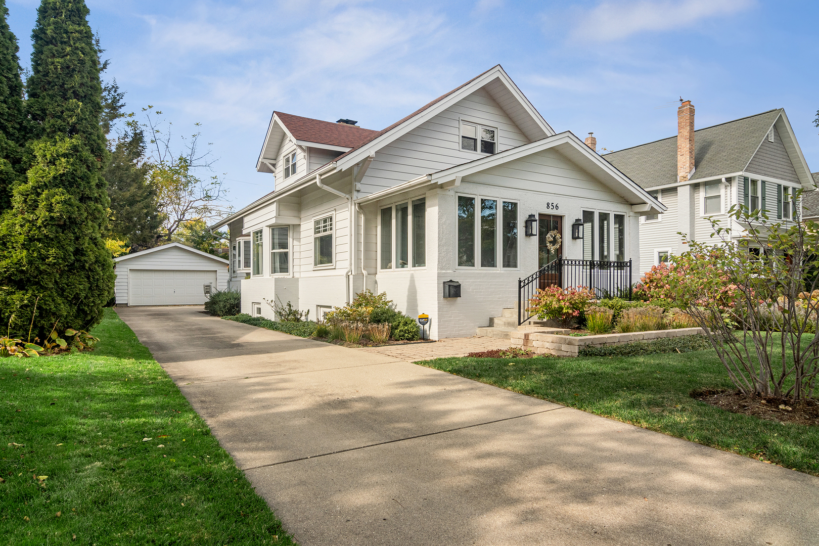 856 Oakwood Avenue, Lake Forest, IL 60045