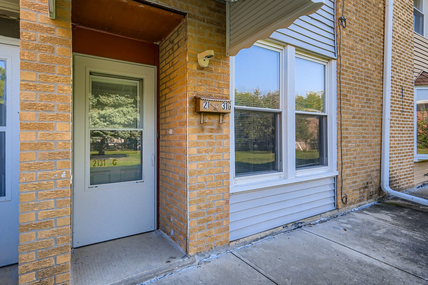2131 Ash Street #G, Des Plaines, IL 60018