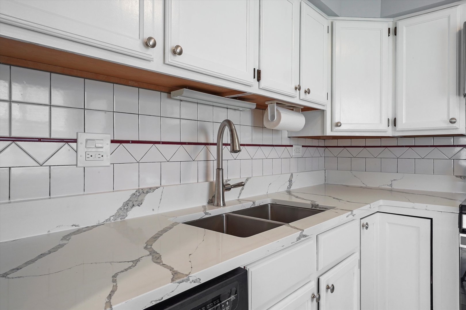 1323 Wakeby Lane #1323, Schaumburg, IL 60193