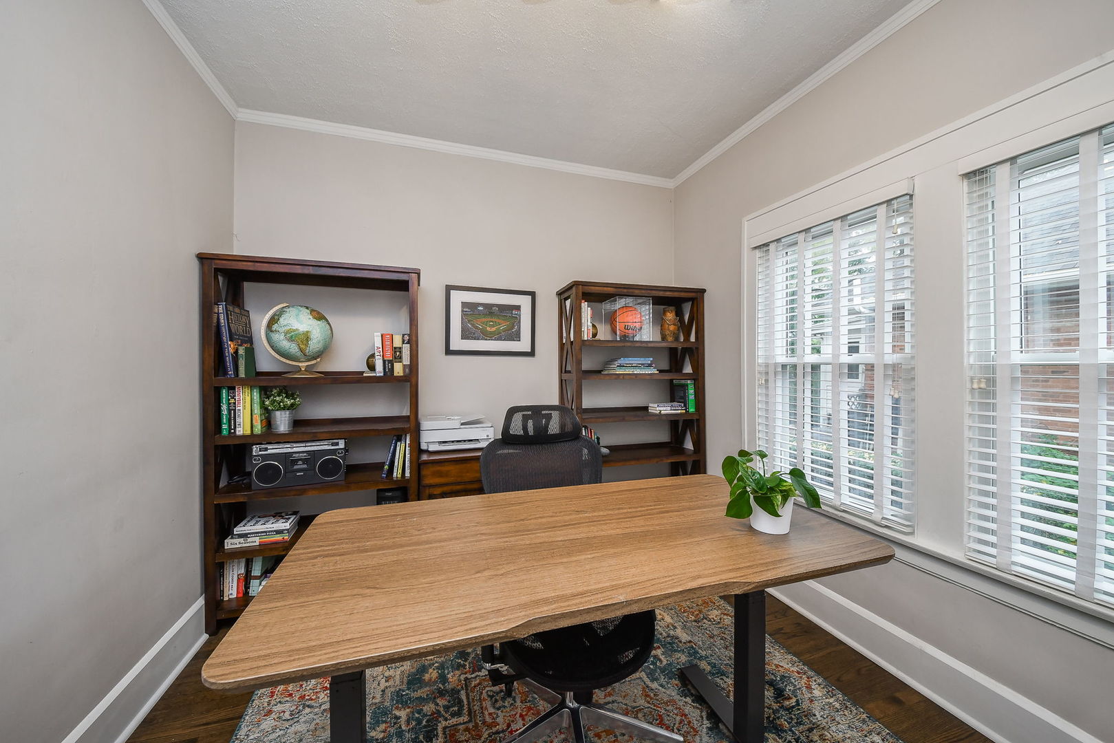 522 S West Street, Wheaton, IL 60187