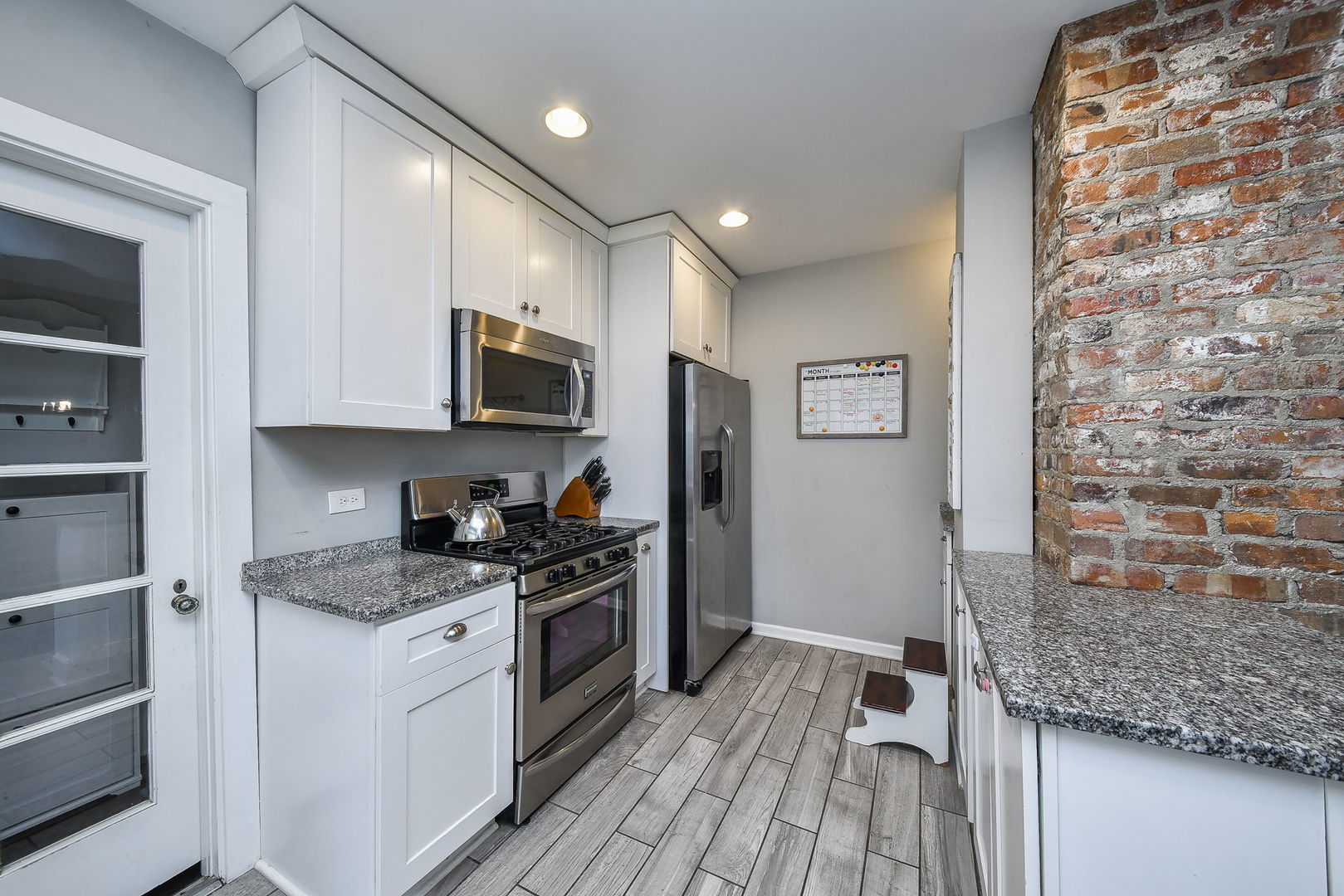 522 S West Street, Wheaton, IL 60187