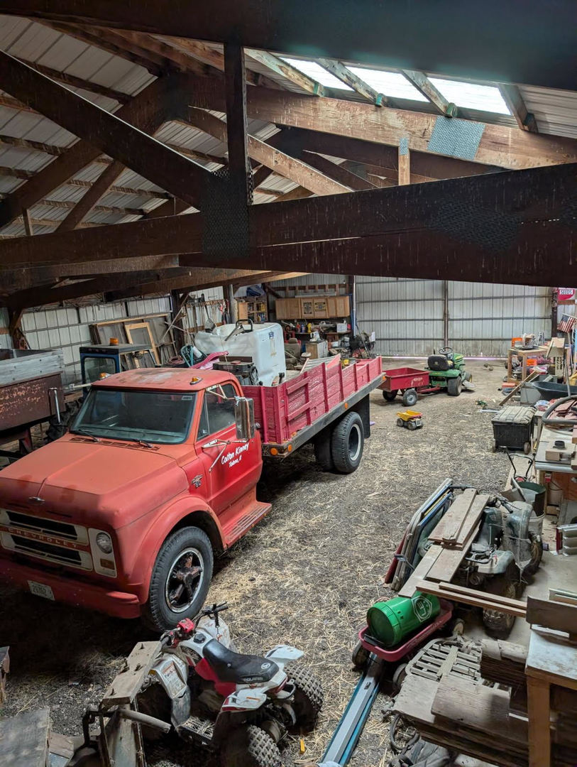 466 County Road 100, Sadorus, IL 61872