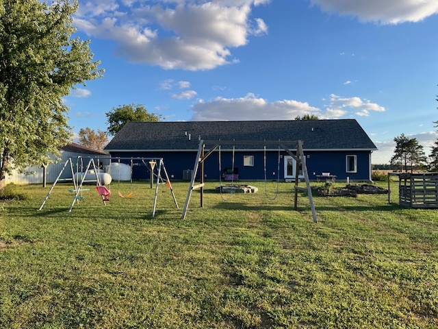 466 County Road 100, Sadorus, IL 61872