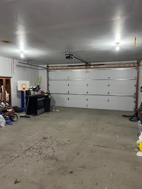 466 County Road 100, Sadorus, IL 61872