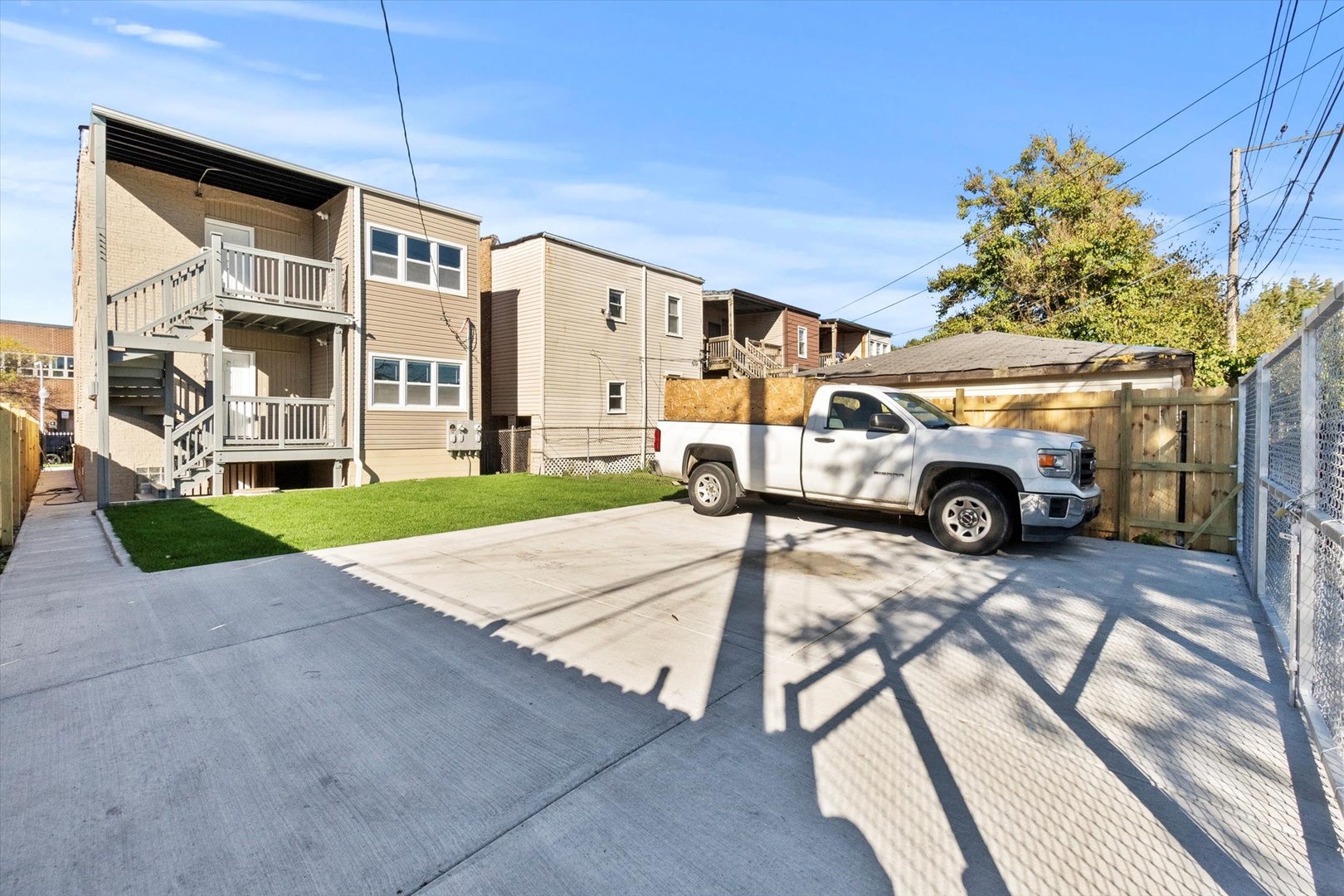 6147 S SEELEY Avenue, Chicago, IL 60636