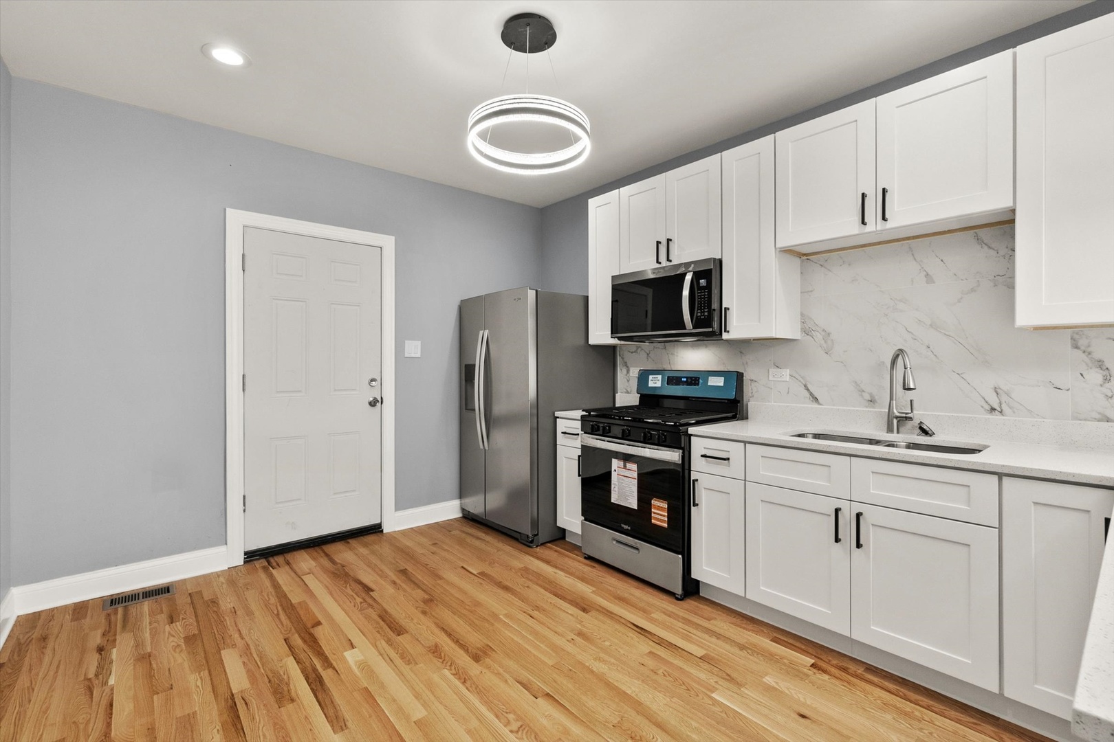 6147 S SEELEY Avenue, Chicago, IL 60636